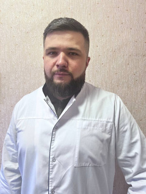 Заведующий отделением детской патологии с гистологической лабораторией (врач-патологоанатом) Аблогин Максим Михайлович